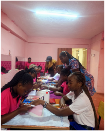 Manicure course